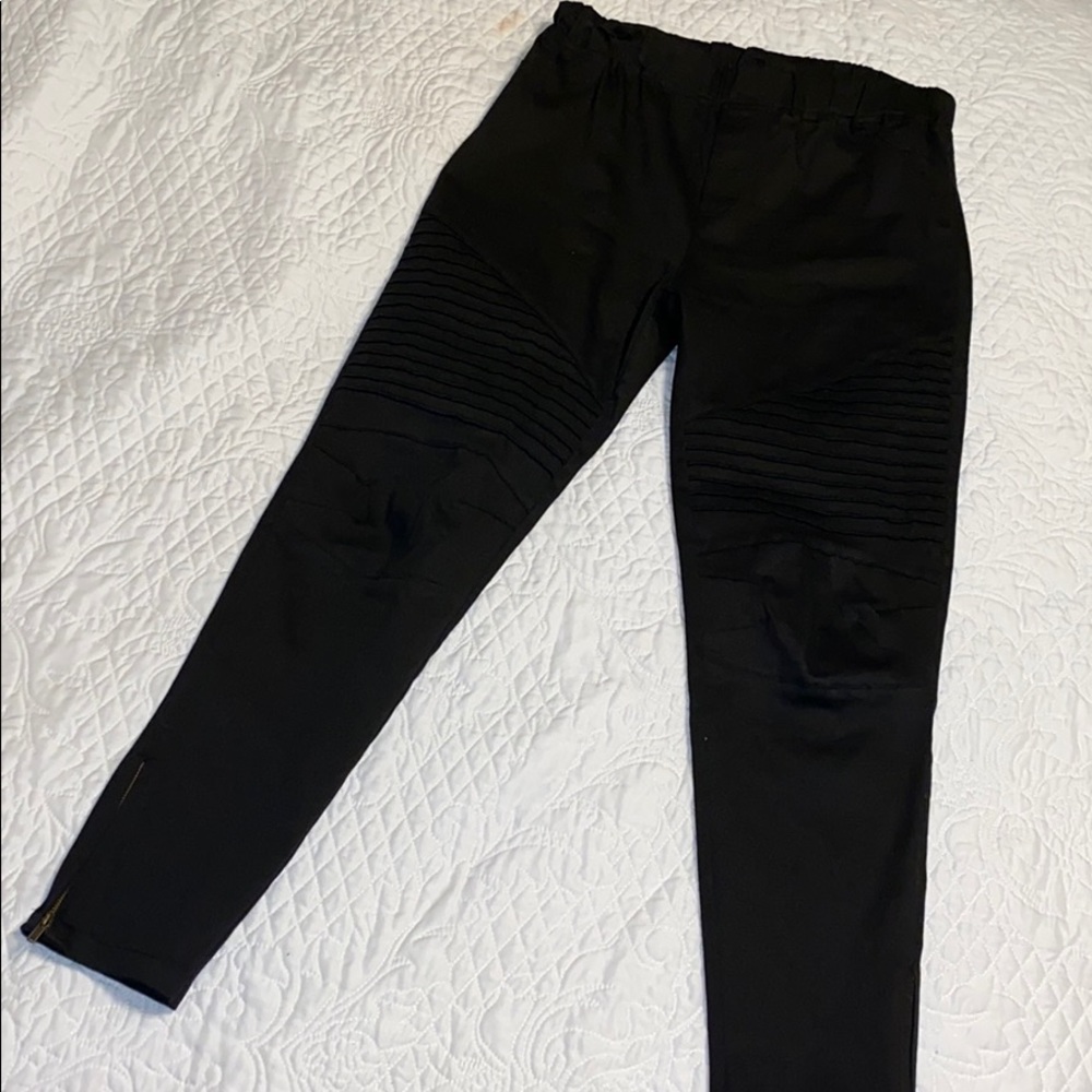 Black Pant